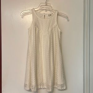 Beautiful girls dress in perfect condition